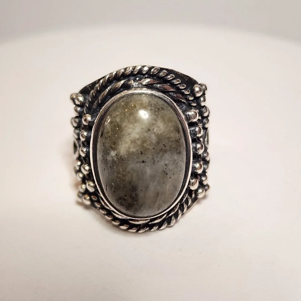 925 Silver Gray Stone Ring
